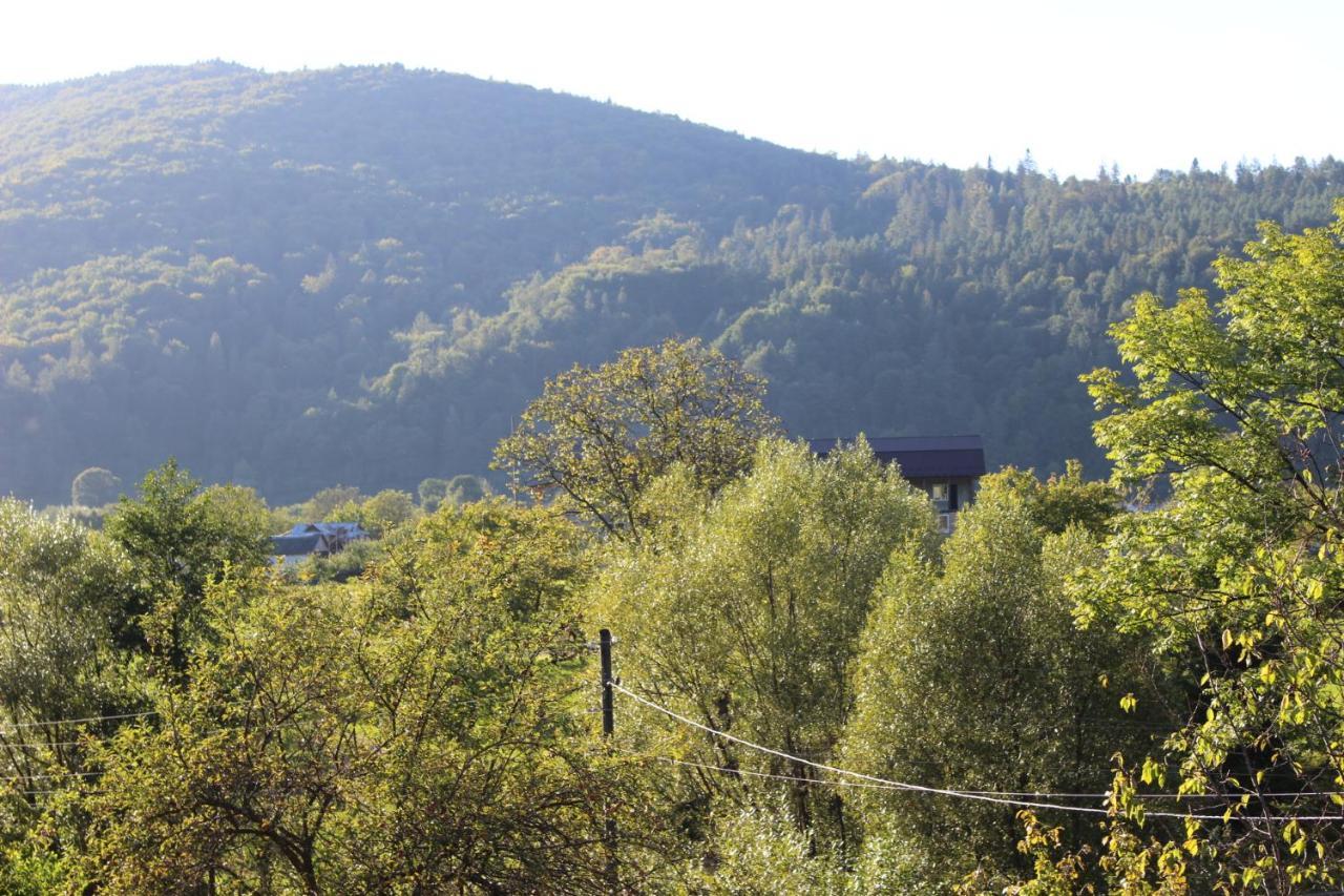 Goryanka Hotel Jaremtsje Buitenkant foto
