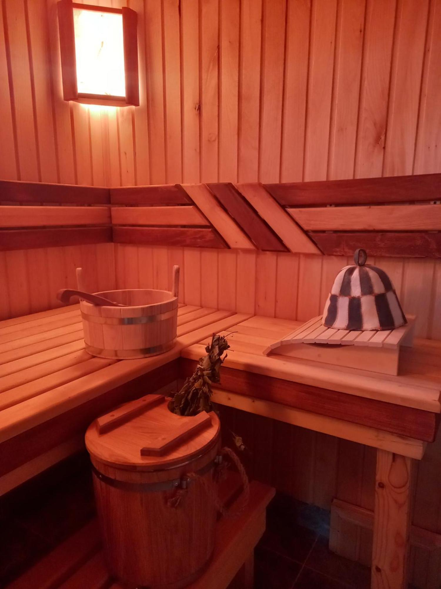 Goryanka Hotel Jaremtsje Buitenkant foto