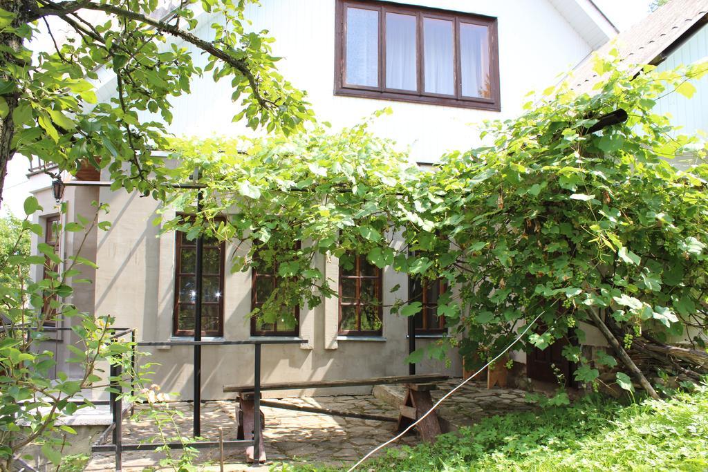 Goryanka Hotel Jaremtsje Buitenkant foto