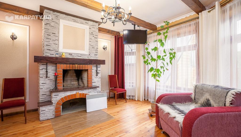 Goryanka Hotel Jaremtsje Buitenkant foto