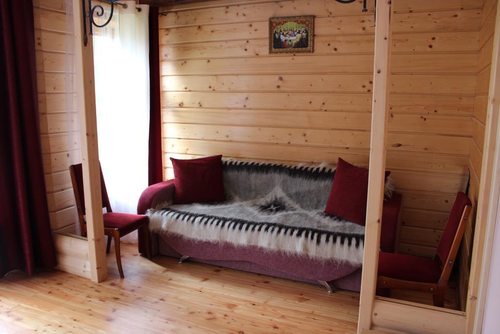 Goryanka Hotel Jaremtsje Buitenkant foto