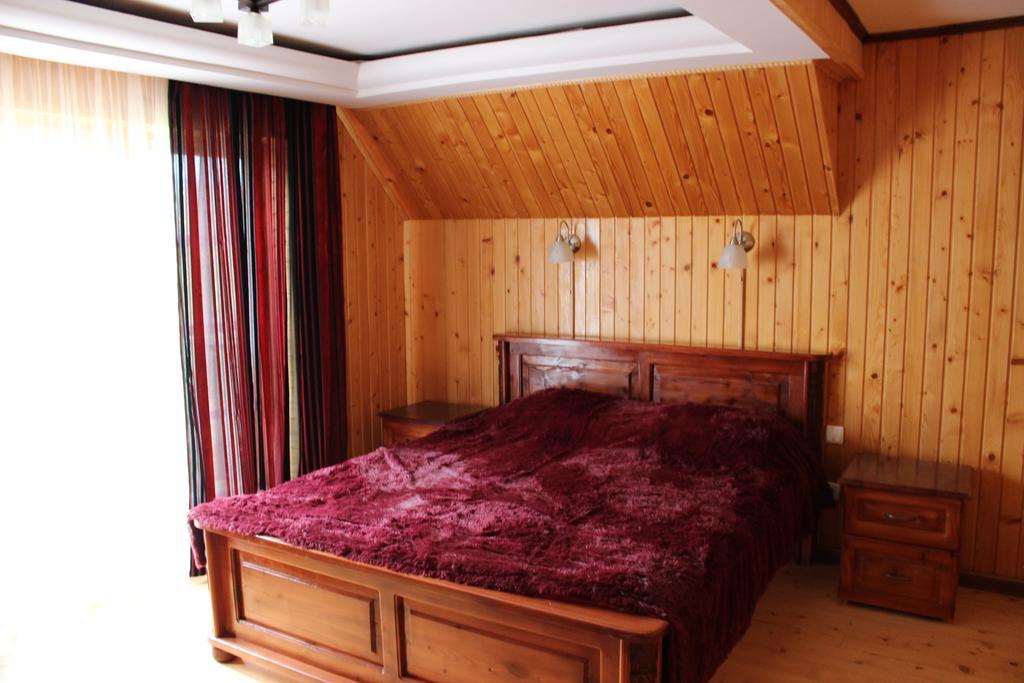 Goryanka Hotel Jaremtsje Buitenkant foto